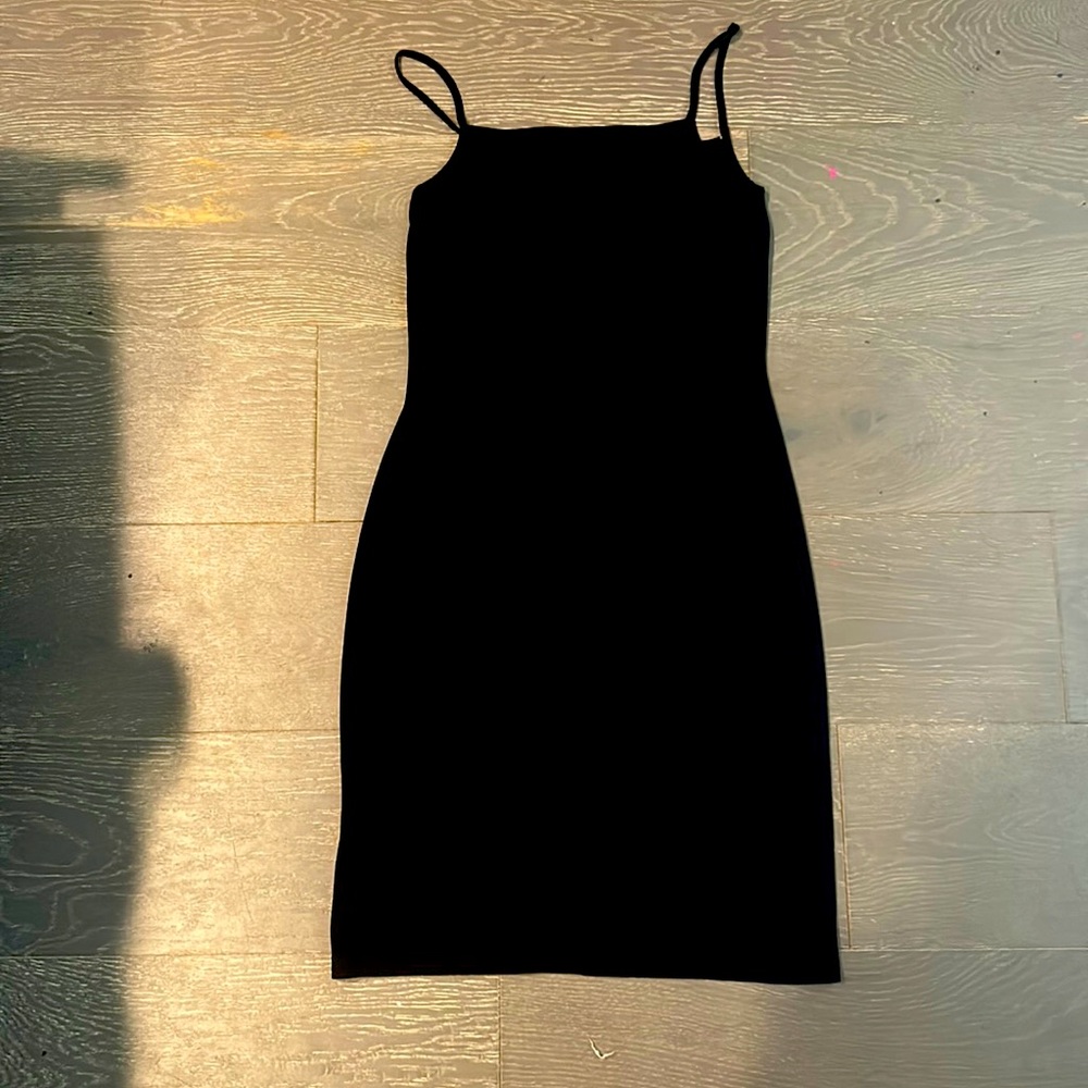 Stretchy black dress